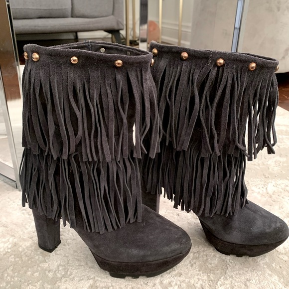 Exe Slouchy short heeled boots - Picture 1 of 7